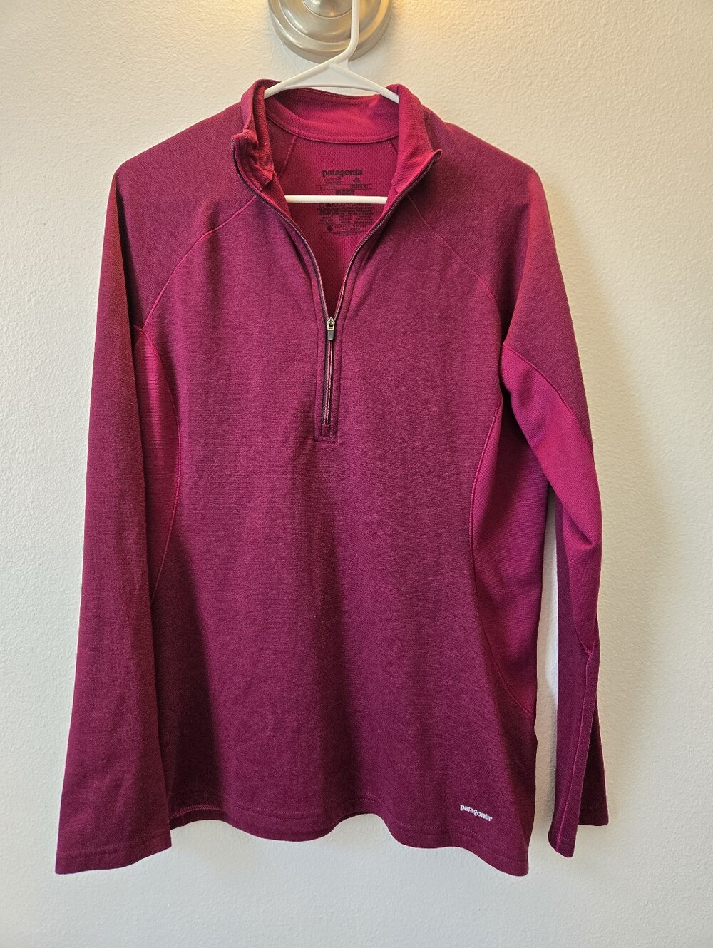Patagonia Women's Long Sleeve Capilene Midlight Half-Zip Pullover sz L - Berry